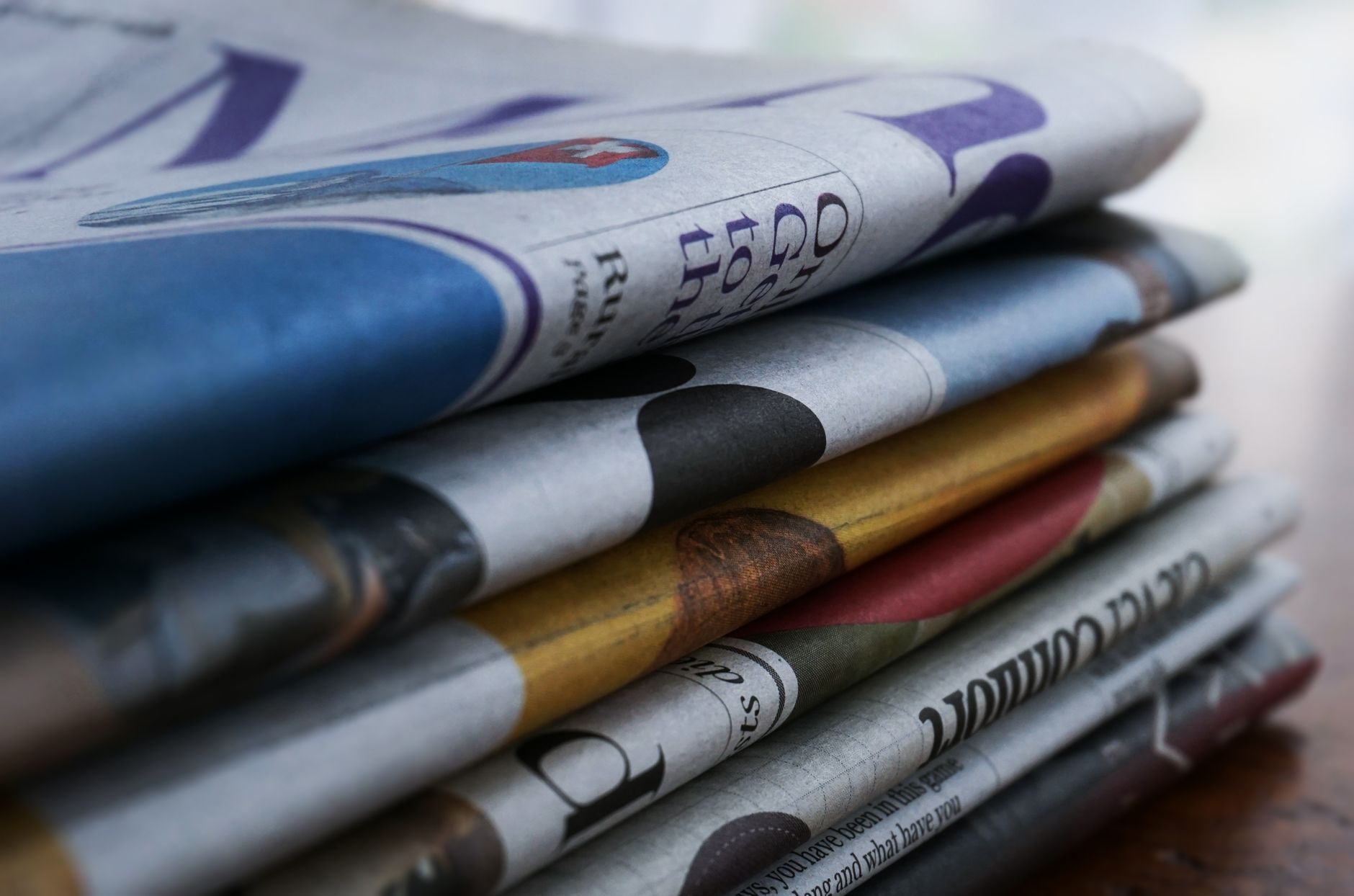 French news and political coverage